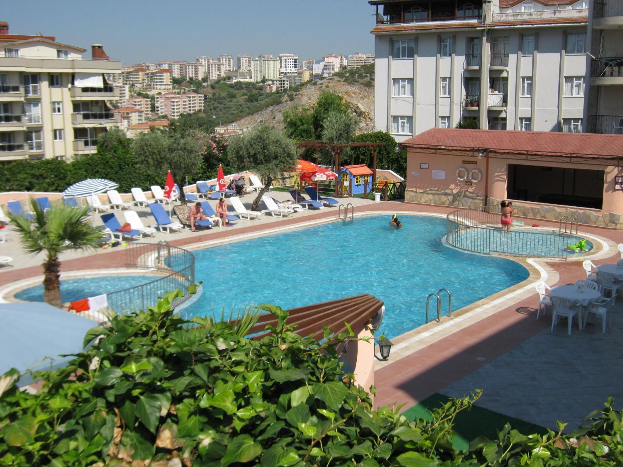 Oya Family Suites Kusadası Exterior foto